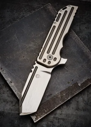 Alphahunter Tactical Design White Knight Warhorse - Free Shipping