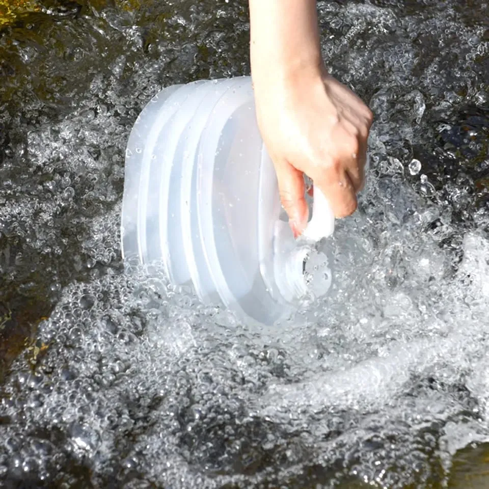 Collapsible water bottle