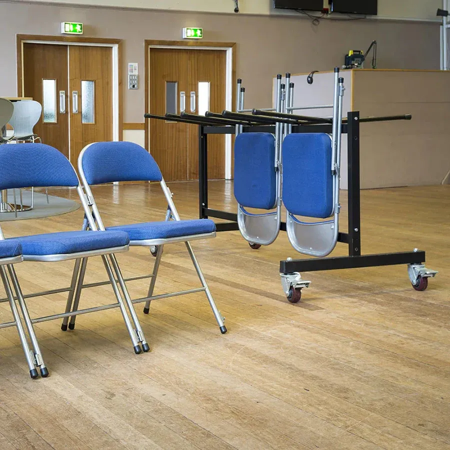 Comfort x30 Deluxe Folding Chairs & Low Trolley