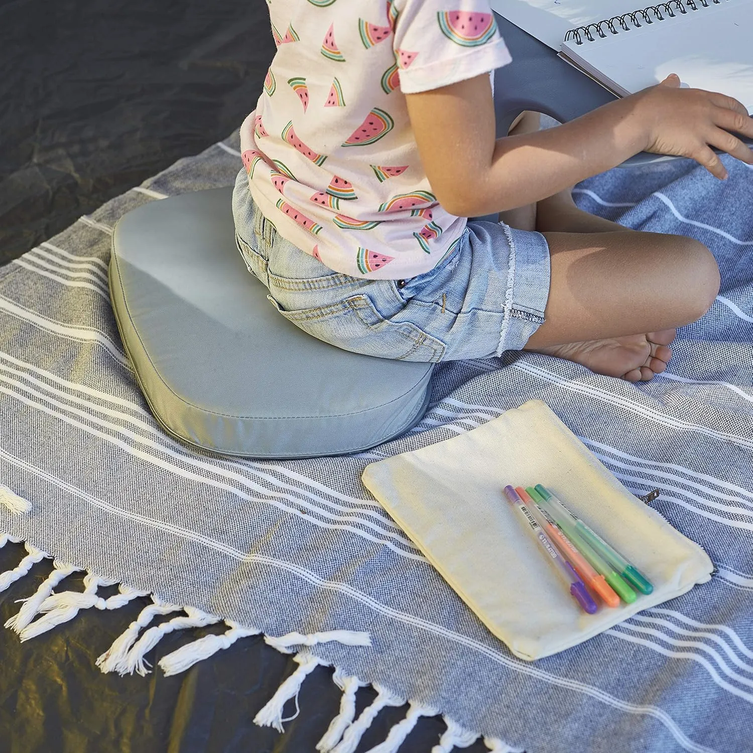 ECR4Kids The Surf Portable Lap Desk with Cushion, Flexible Seating, Light Grey