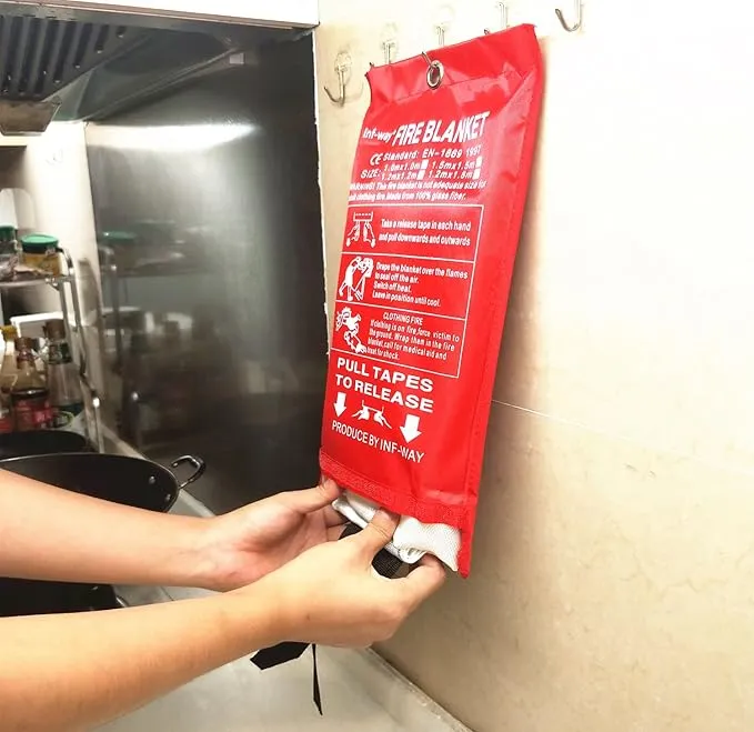 Fire Blanket for Home, Fiberglass Fire Suppression Blanket for Kitchen, Flame Retardant Protection and Heat Insulation Emergency Fireproof Safety Blankets for People (1, M 47.2''x47.2'')