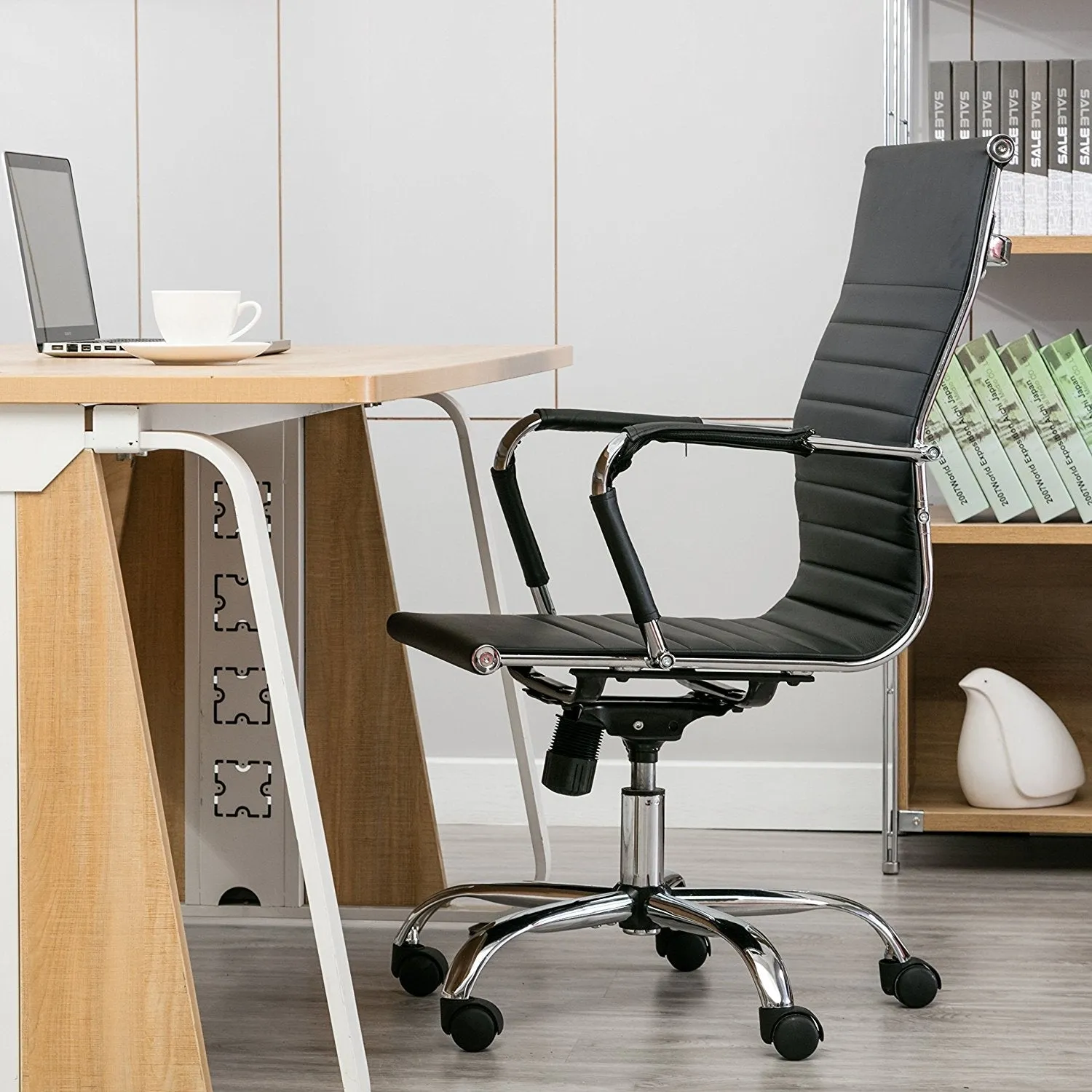High Back Swivel Adjustable Office Executive Chair, Swivel, Black