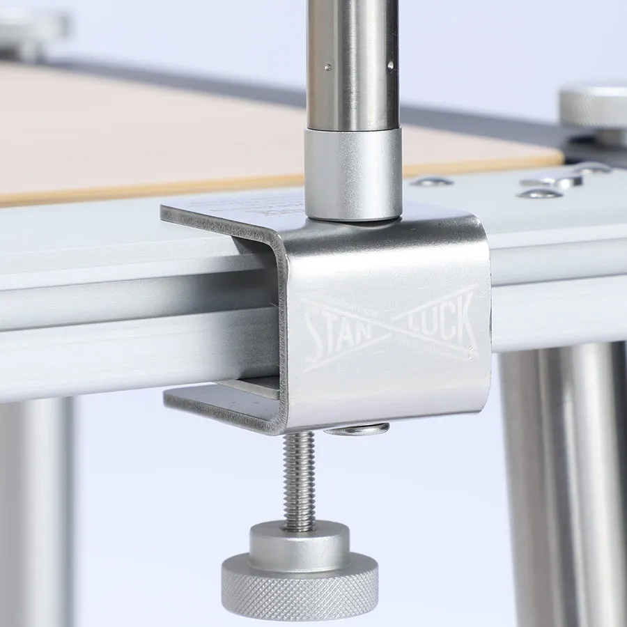 IGT Single Lantern Pole