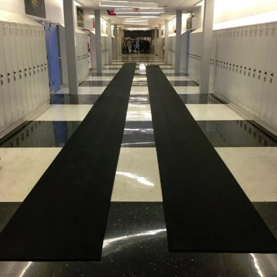 INSTANT ROLL OUT RUNWAY - PER LINEAR FOOT
