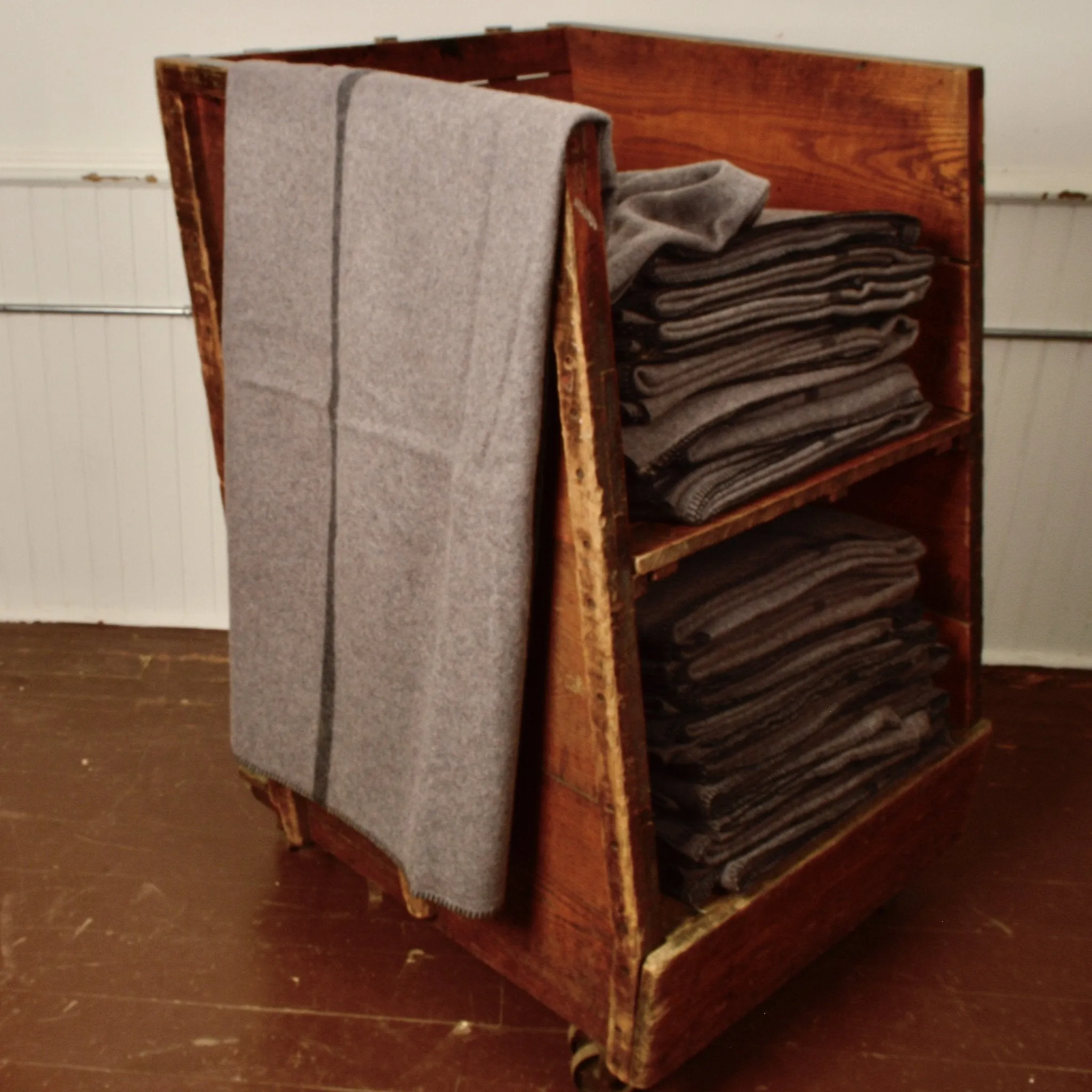 New Emergency Health Services Blankets made in 1957 NOS