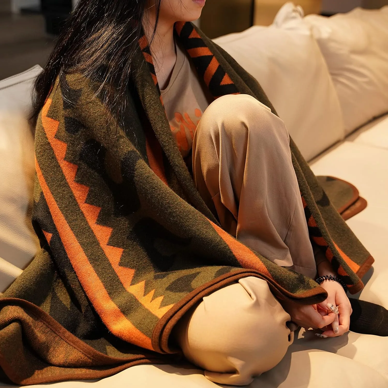 PuTian Merino Wool Blanket - 51" x 63" Thick Warm Soft Washable Twin Throw - Great for Bed, Couch, Camping, Outdoor, Pets, Travel, Green Flame