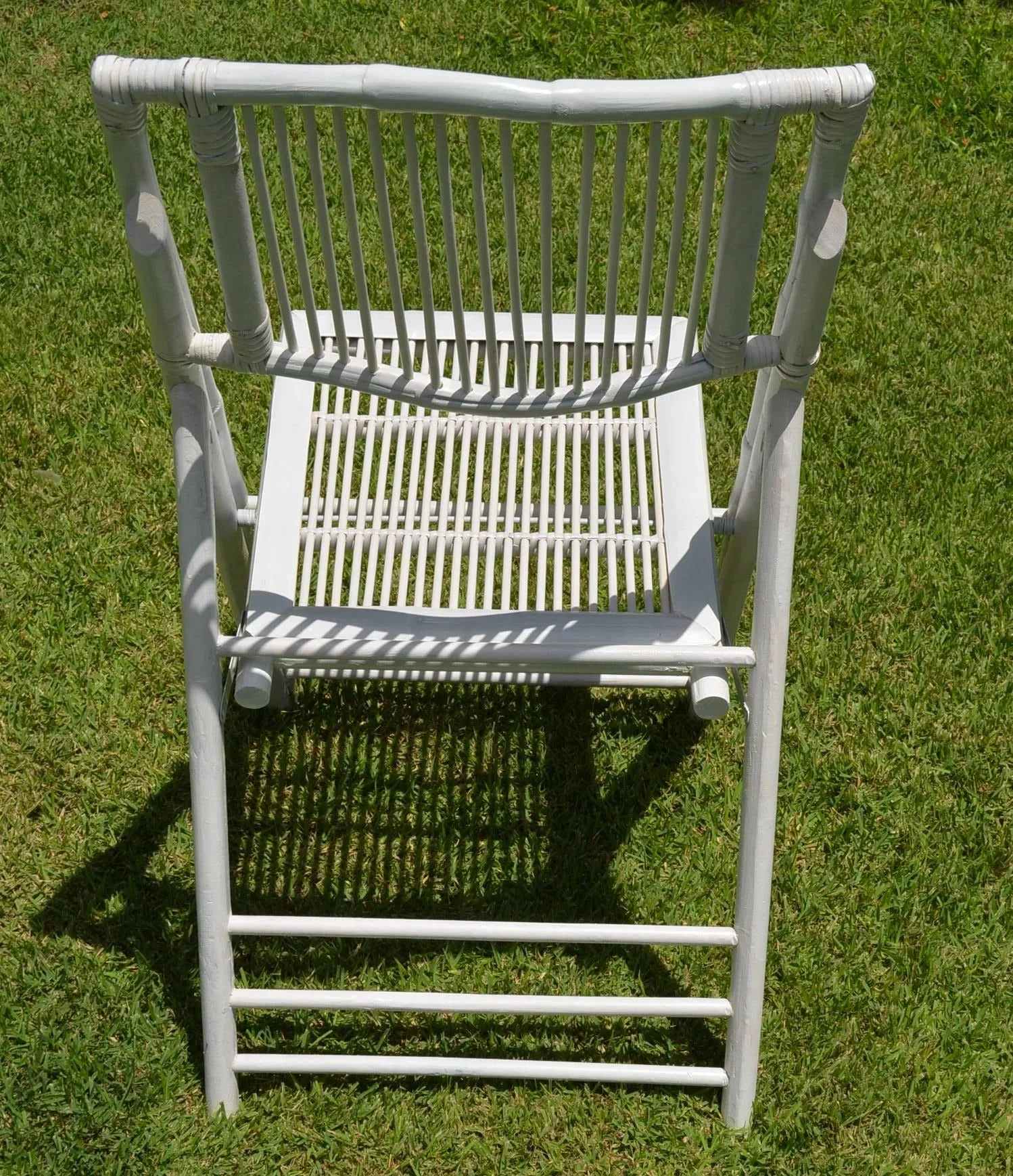 RUSTIC WHITE - Bamboo Folding Chair