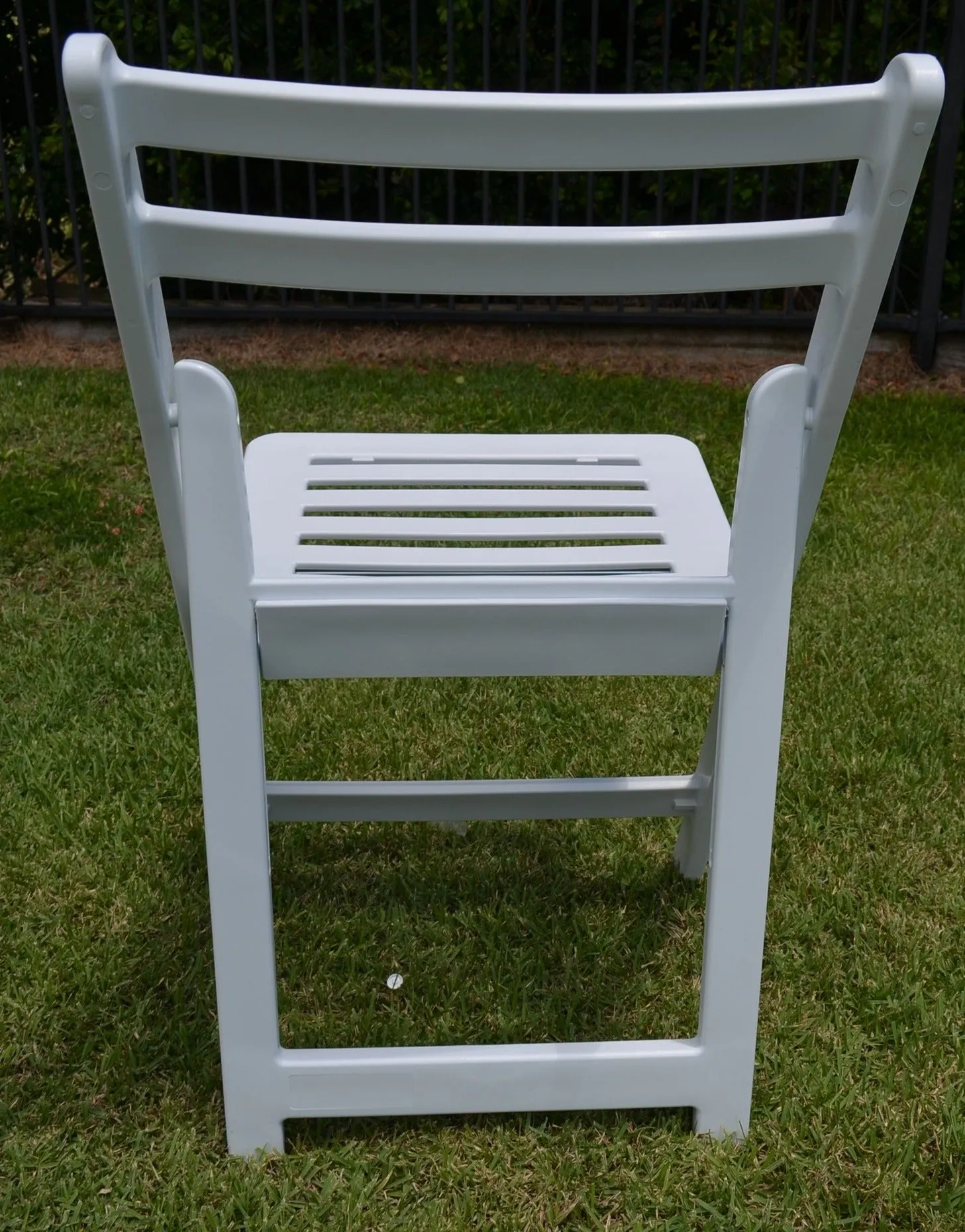 Slatted White Americana - Resin/Plastic