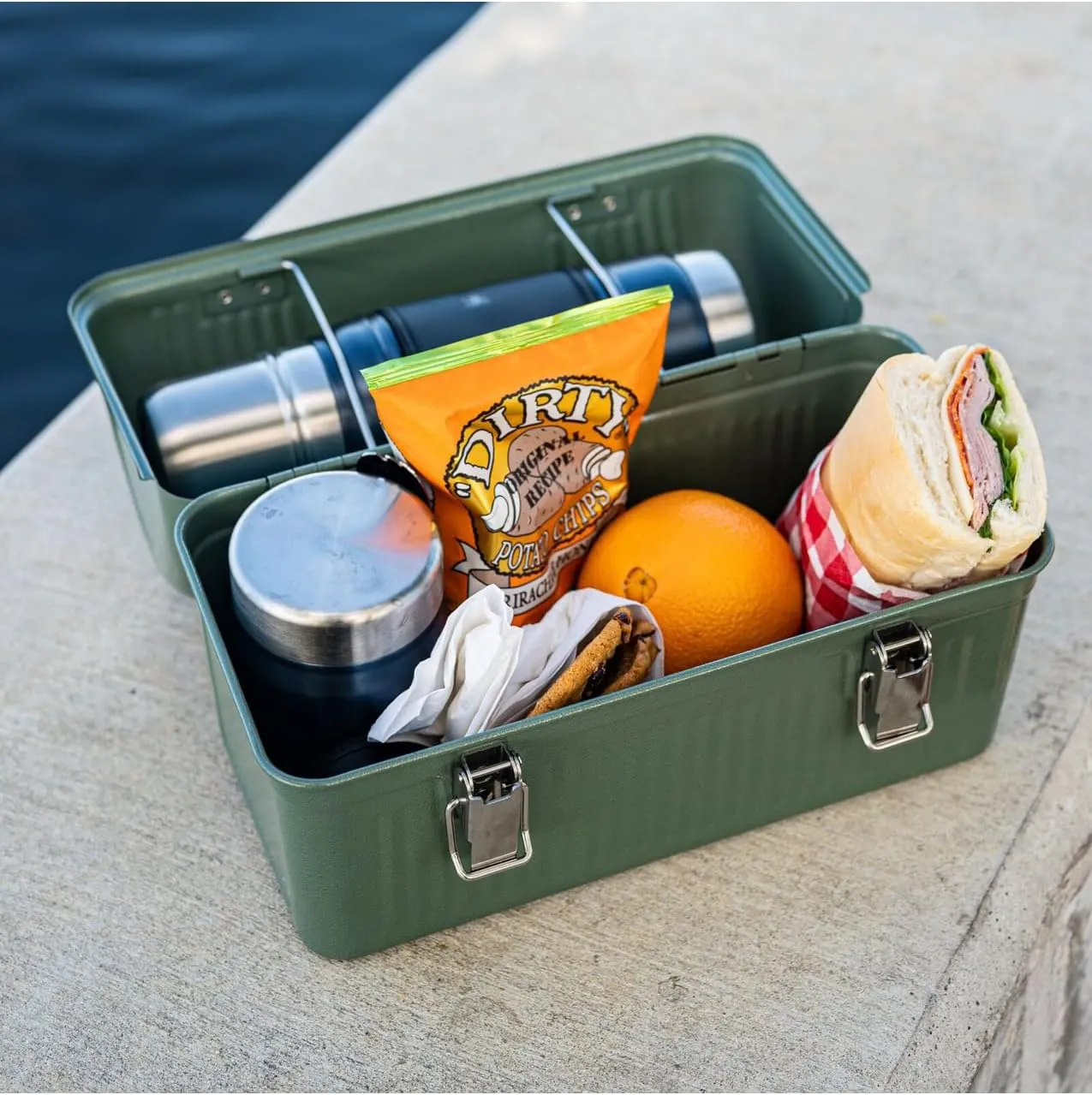 Stanley Classic Lunch Box 10 qt | Vintage Metal Lunchbox | Durable Meal Container with Handle and Latch | Stores Food, Drinks, Thermos, Water Bottle