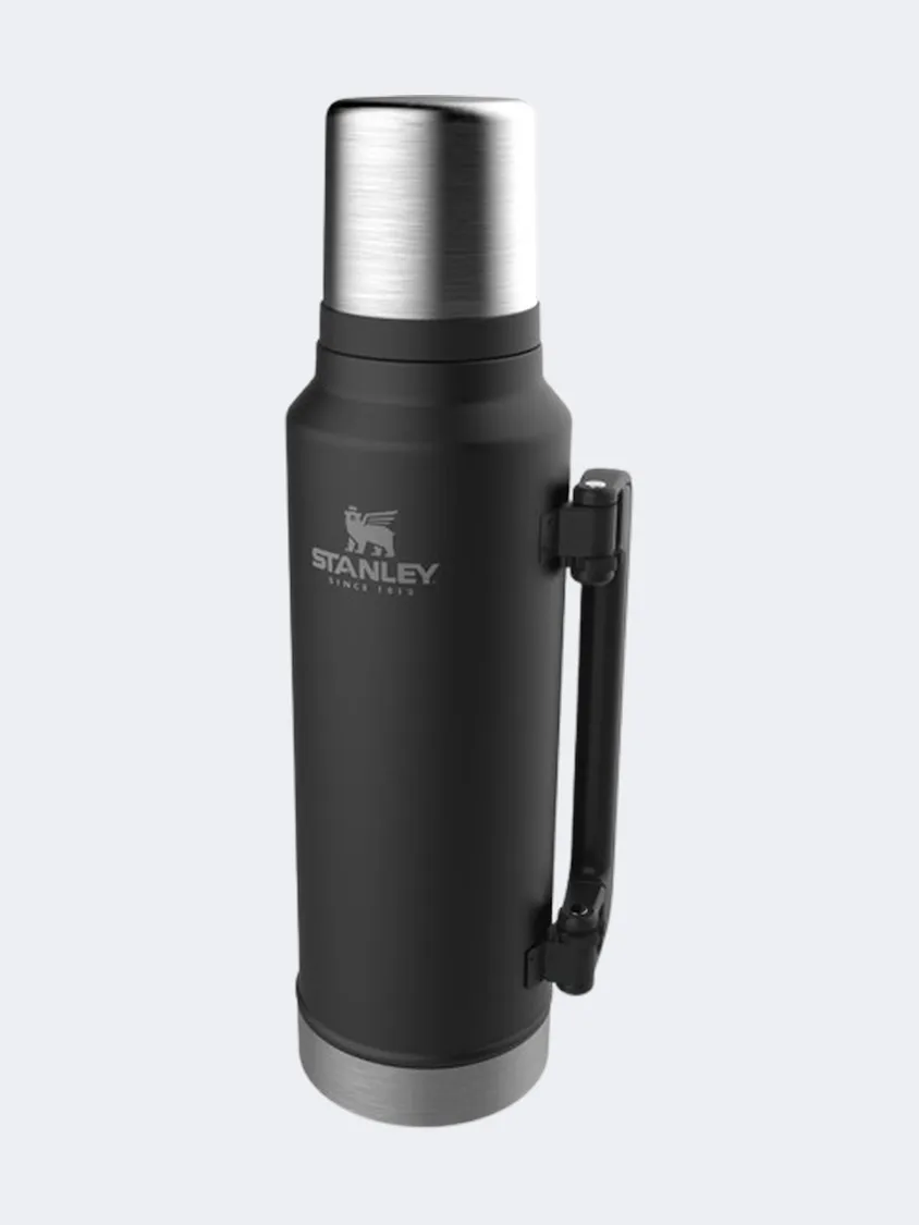 Stanley Legend Classic Lifestyle Bottle Matte Black Pebble