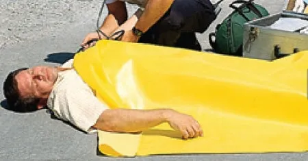 Tidi Products - Emergency Blanket 58 X 90 Inch 2- Ply Tissue / Poly - 980077