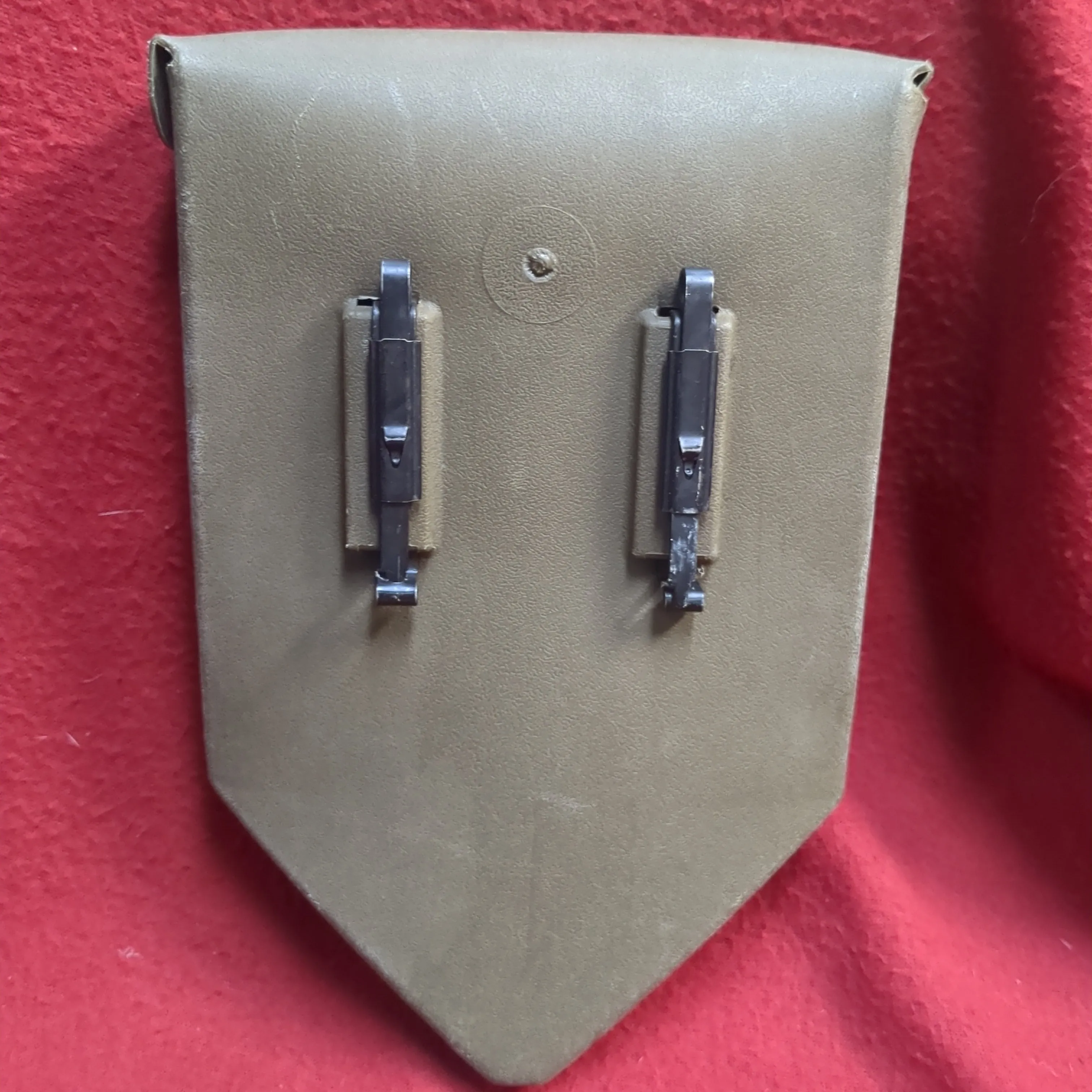 US ARMY MILITARY E-TOOL ENTRENCHING TOOL FOLDING SHOVEL CARRIER COVER ONLY (31o- da15-YAM93)